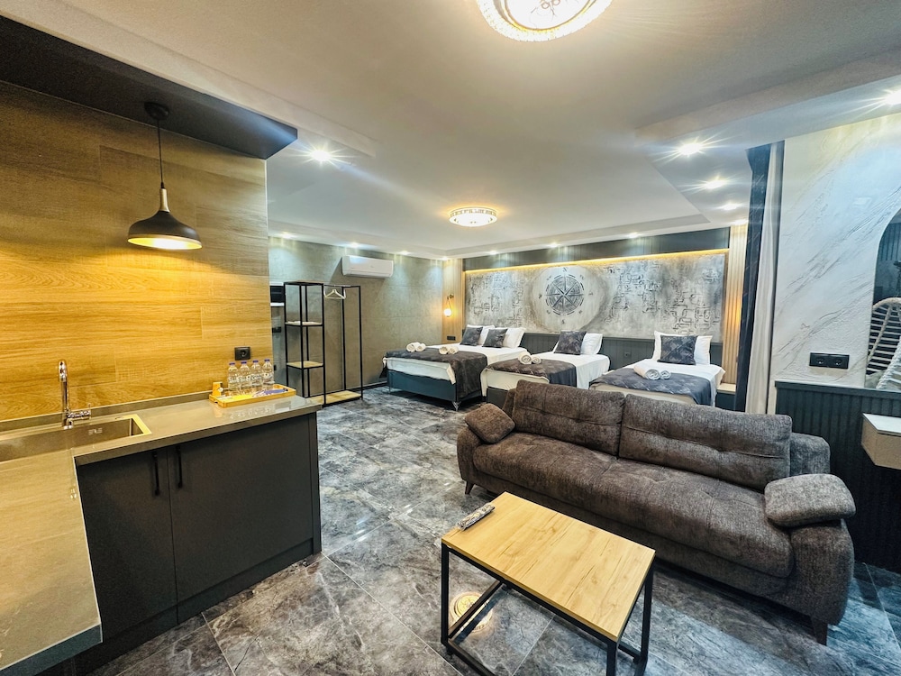 Tikir House
