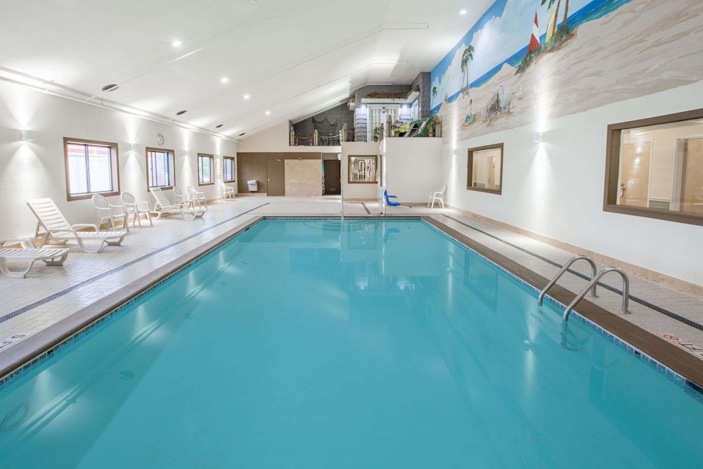 Days Inn by Wyndham Hillsdale - Property Image 7