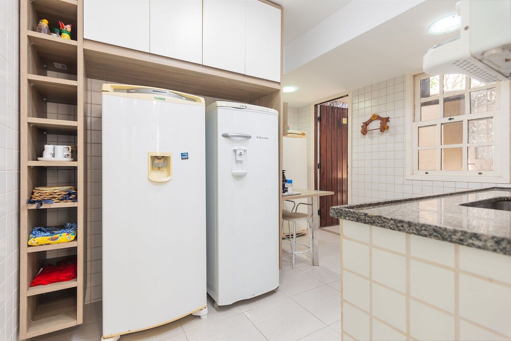 Bz75 Casa 4 suítes Geriba 250m da praia