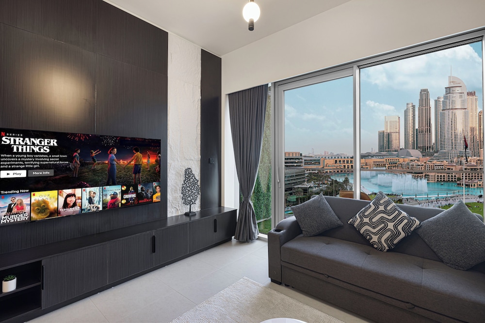 Grande Suites by Hostiva - Burj View