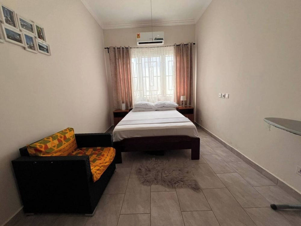 Serene Oasis in East Legon Hills - Chic 2 Bedroom Retreat