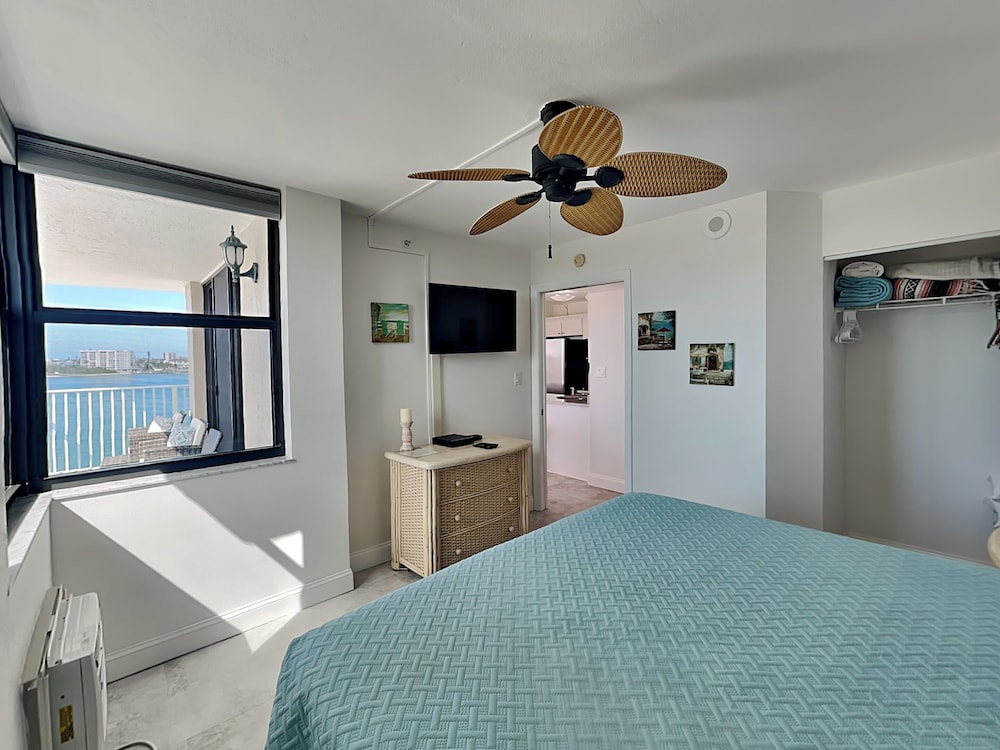 Lovers Key Beach Club 501