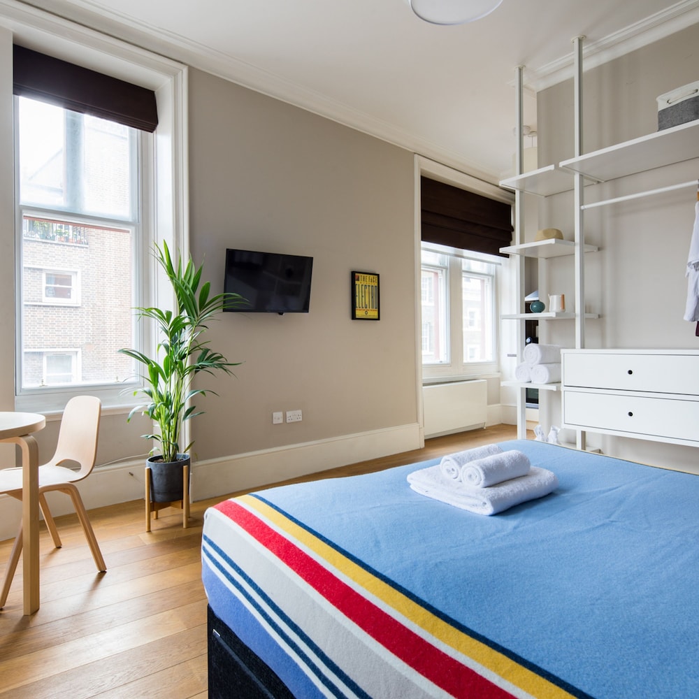 Cool Covent Garden Studio - Netflix Nespresso
