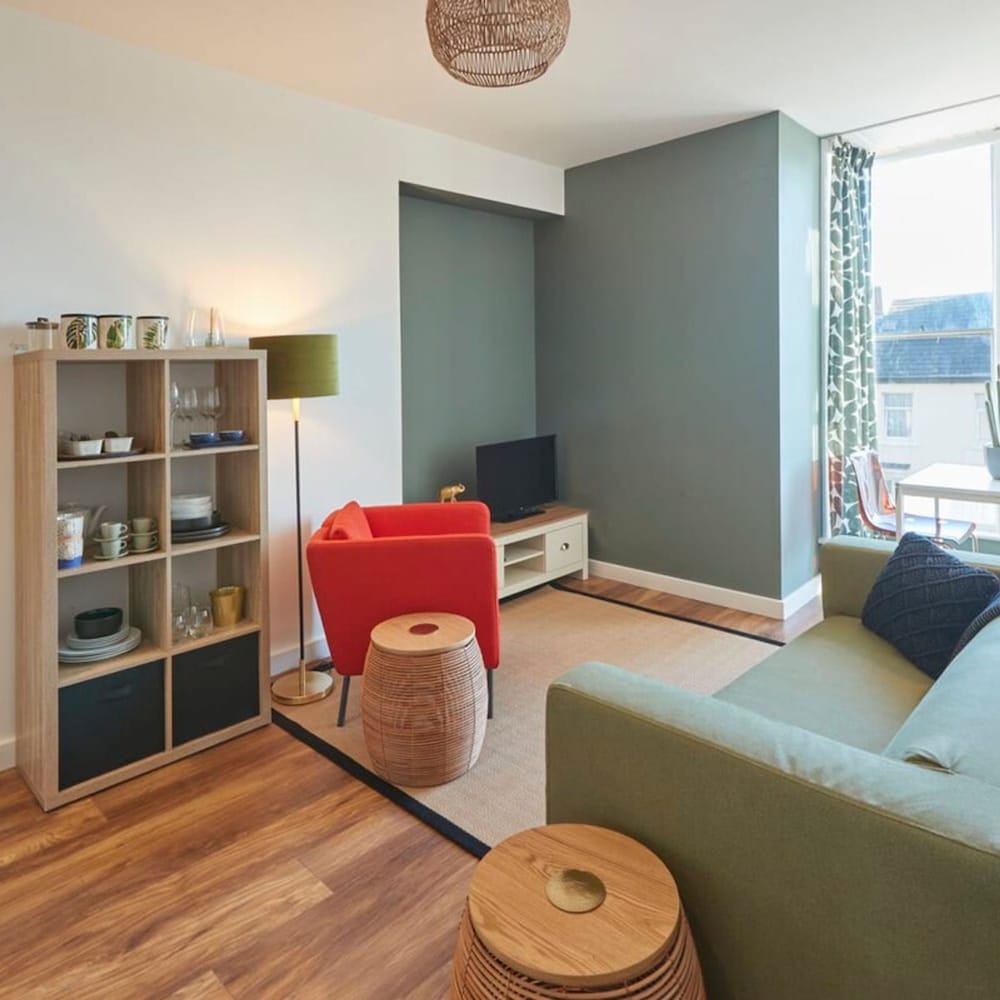 Host Stay Abbey Nest