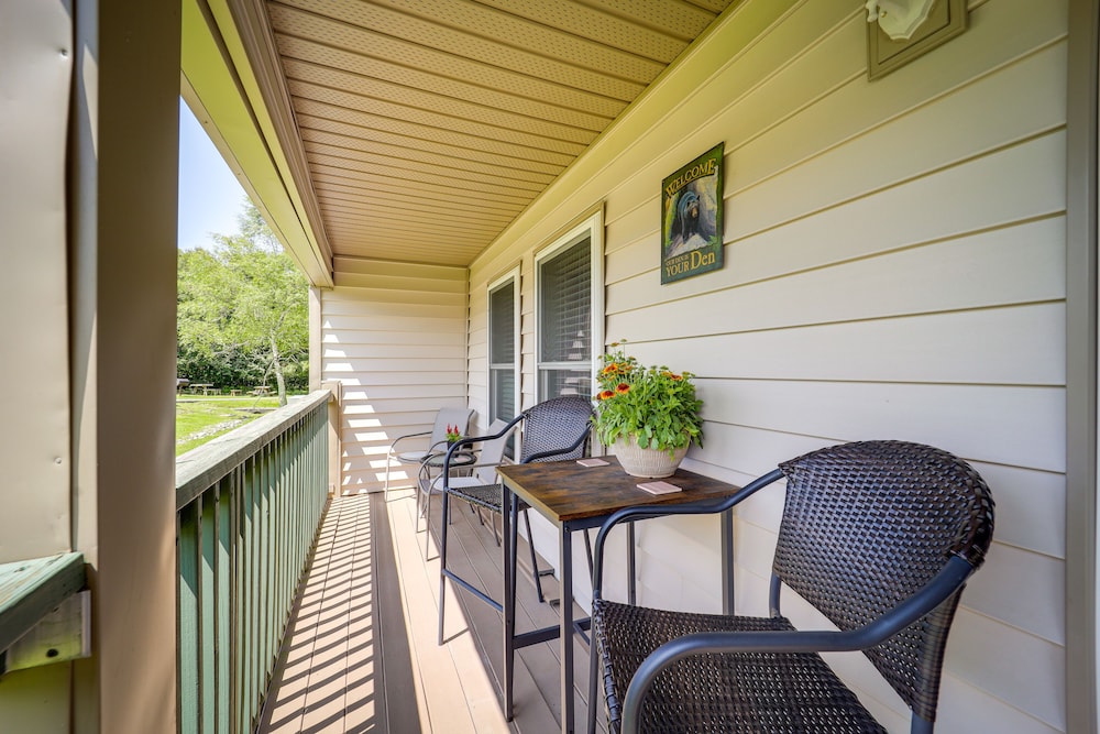 Hike, Bike & Fish: Condo w/ Deck in Beech Mountain view 4