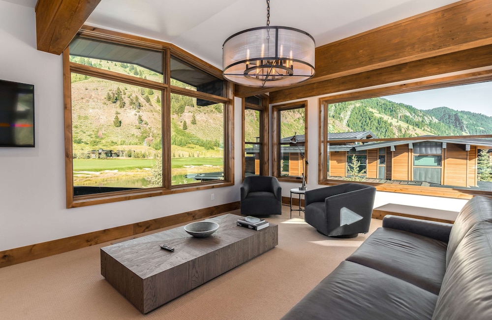The Sylvan Lodge at Snake River Sporting Club