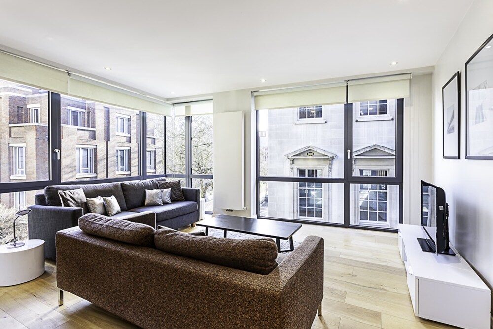 Wonderful Holborn Apartment