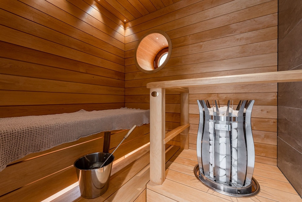 Main Square Renovated Apt, Sauna and Parking view 2