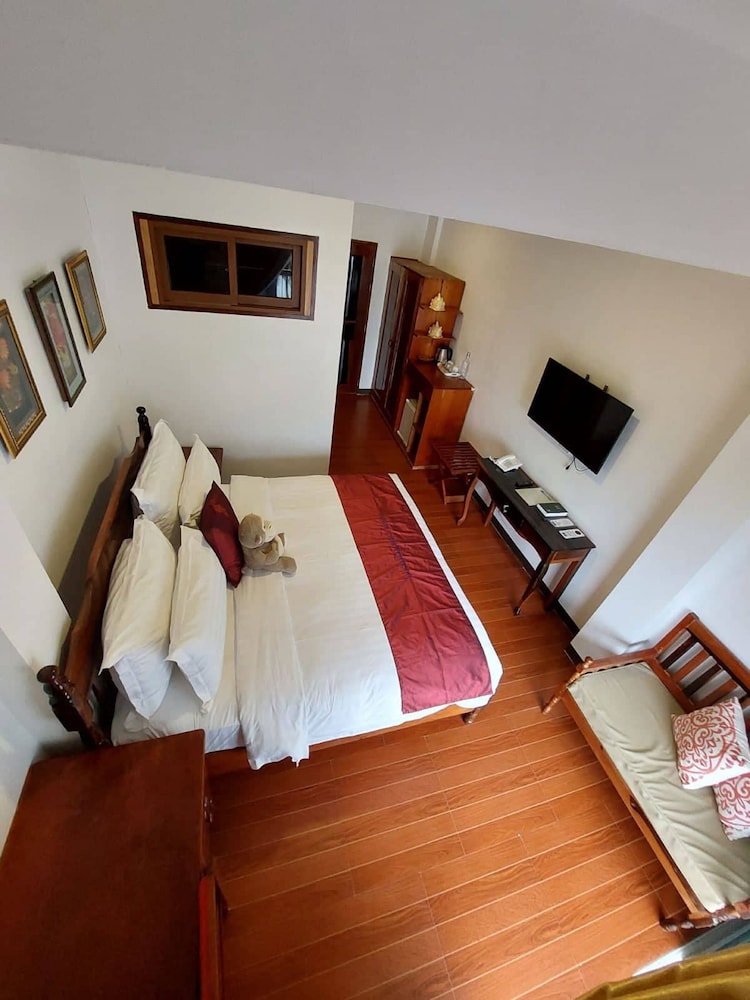 Doublegem Beach Resort and Hotel