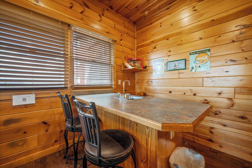 Lookout Lodge