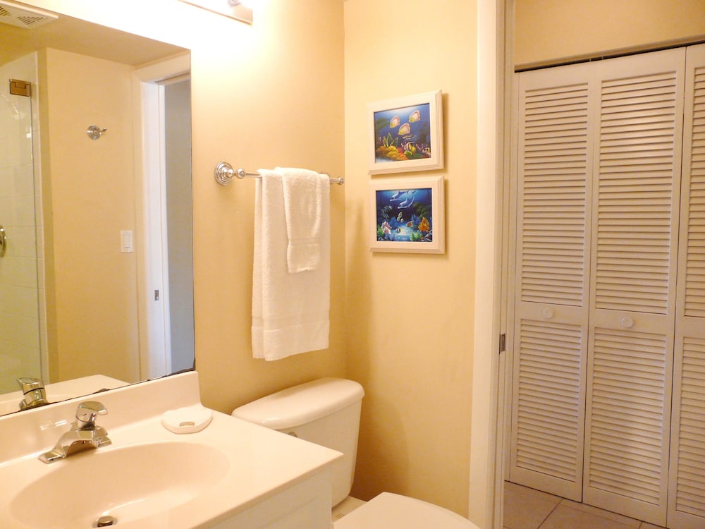 Relaxing Inland Condo With Pool and Steps to Beach view 4