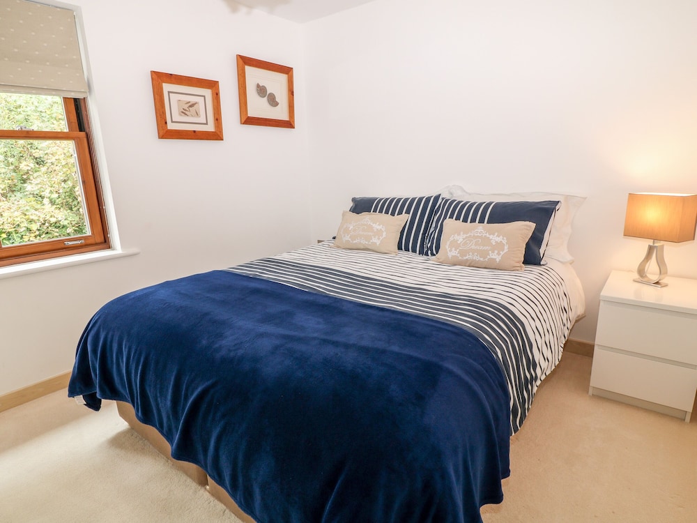 Looe Vacations - The Creekside - Property Image 18