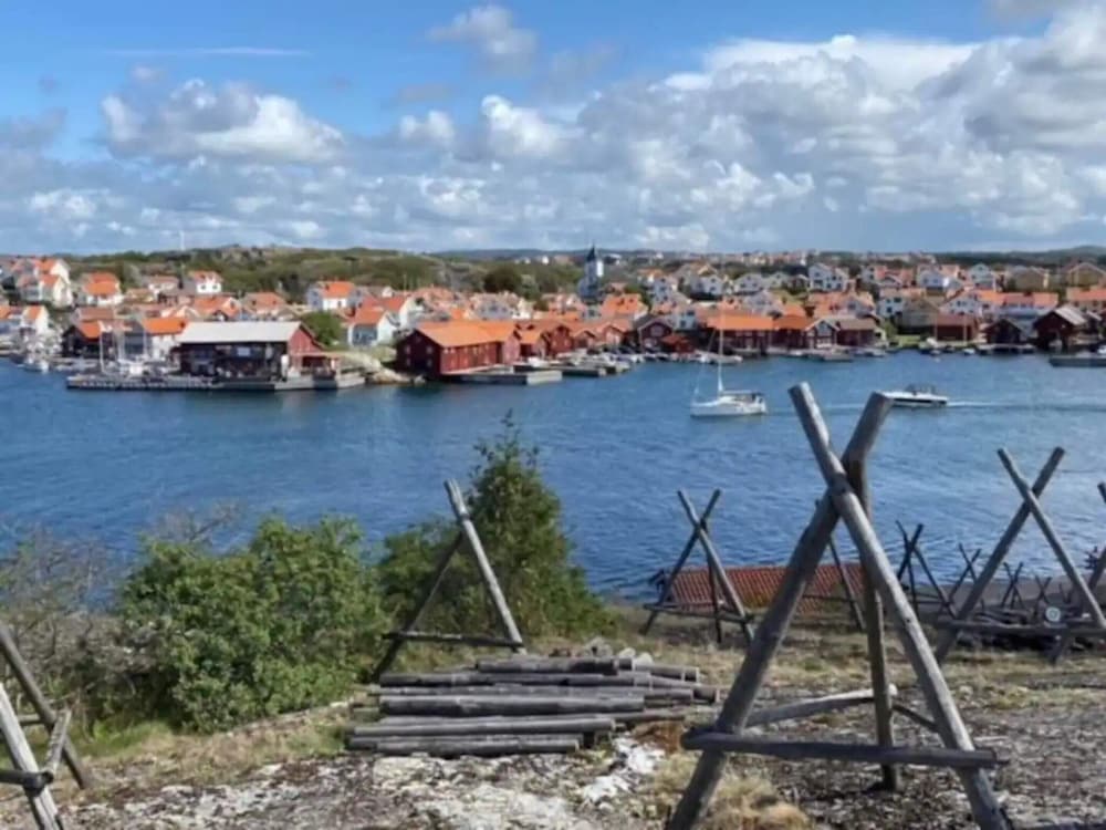 5 Star Holiday Home in Mollosund