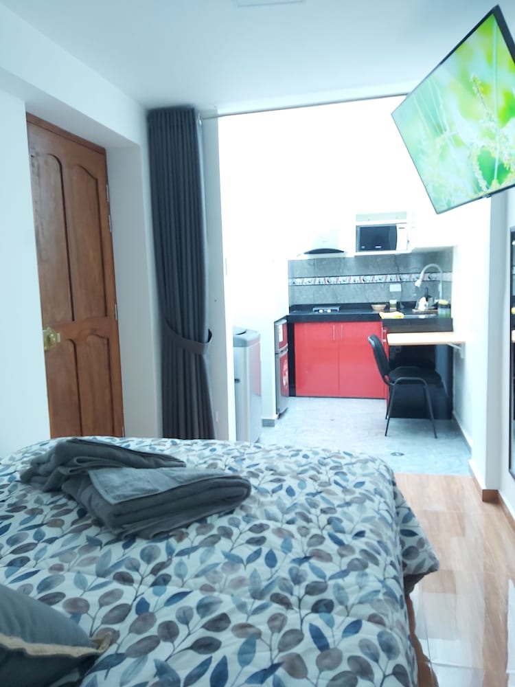 Photo 10