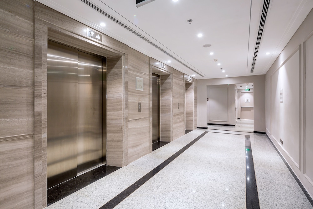 Johnny's Luxury Apartments