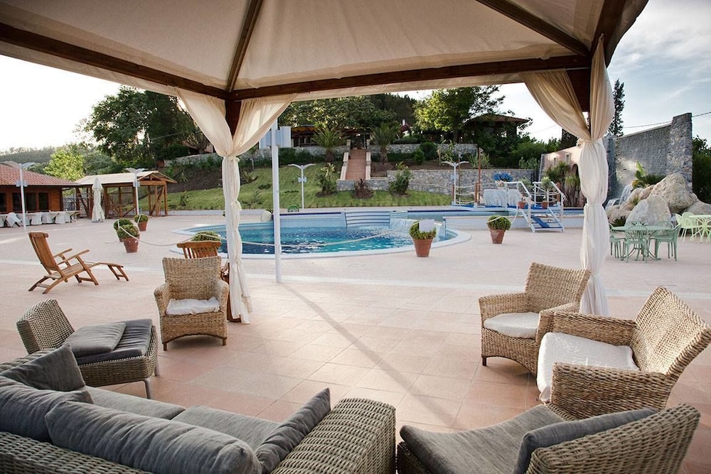 Agriturismo Borgo Santa Rosa