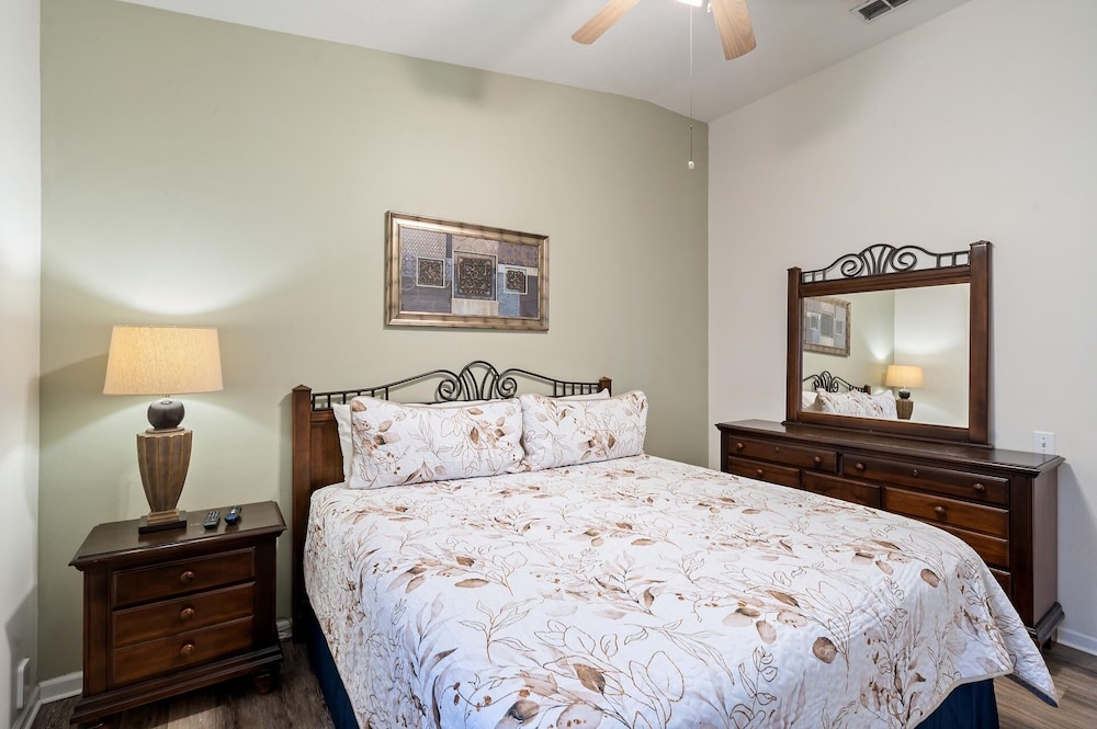 Windsor Palms Resort 4 Bedroom Pool Home + Game Room 4 Home
