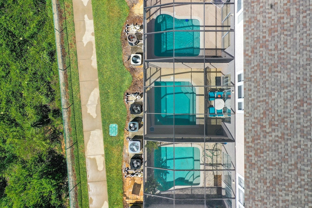 Celtic Palms Private Pool Near Disney Magic