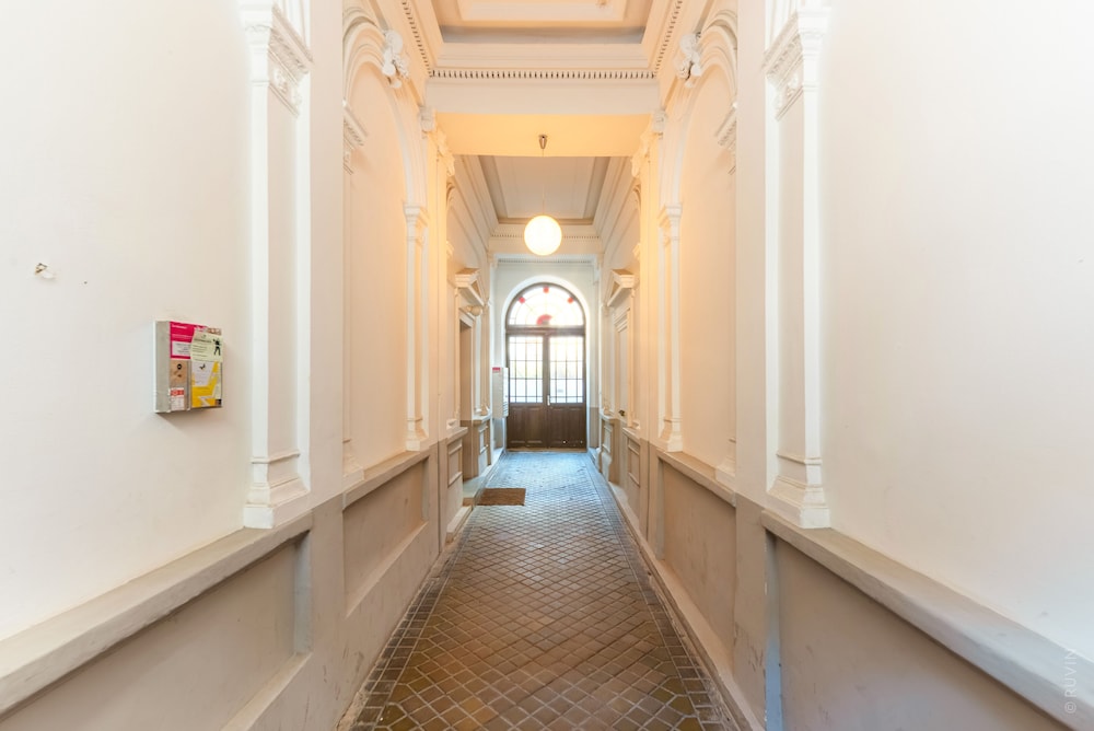Luxurious and Bright, 5 min walk to city center