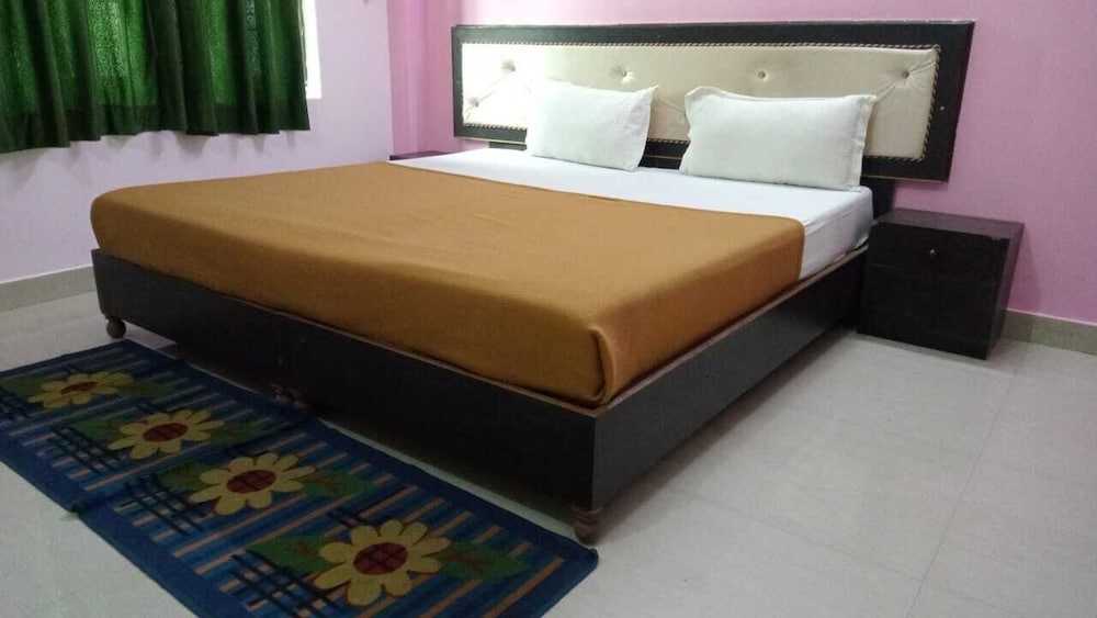 Varuna Palace Homestay view 3