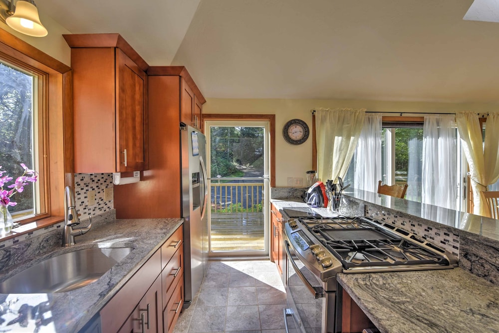 East Falmouth Home w/ Deck & Grill: 4 Mi to Beach!