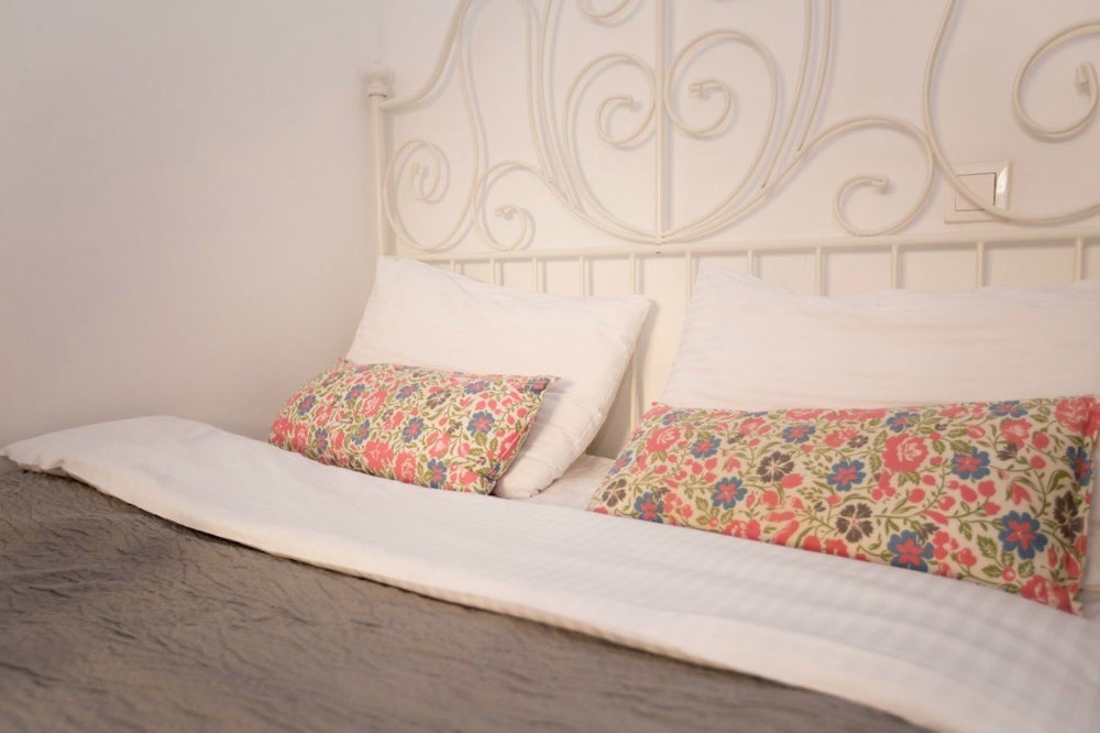 Fall in love hotel