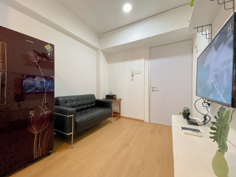 Cozy And Modern Style 1Br Apartment Green Bay Pluit