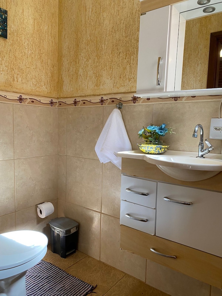 Cantinho Rústico com piscina privativa