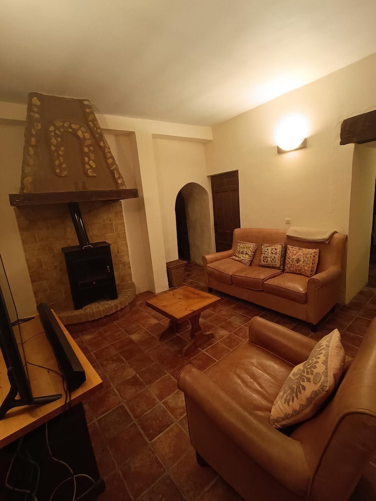 Serenity in Freila - Spacious 5 Bedroom House