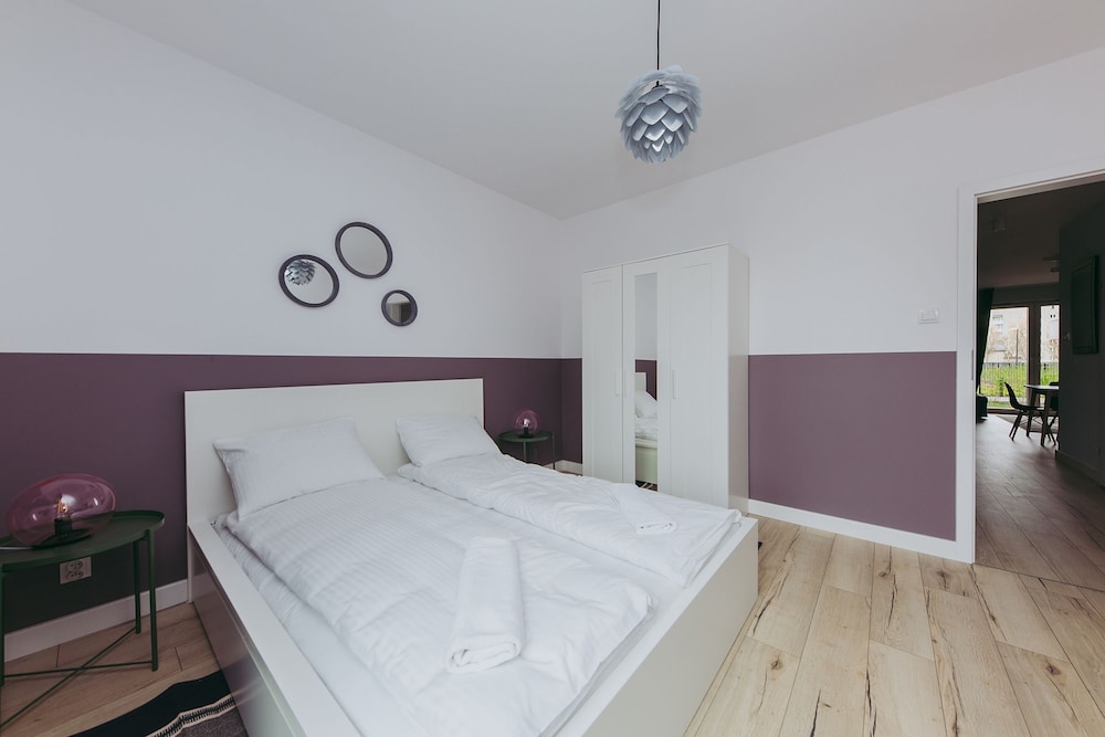 ShortStayPoland Żupnicza - B32 view 4