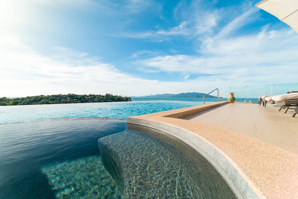 Villa Tasanee
