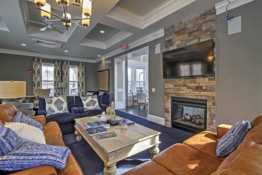 Shuttle to Bethany Beach: Stylish Home w/ Perks!