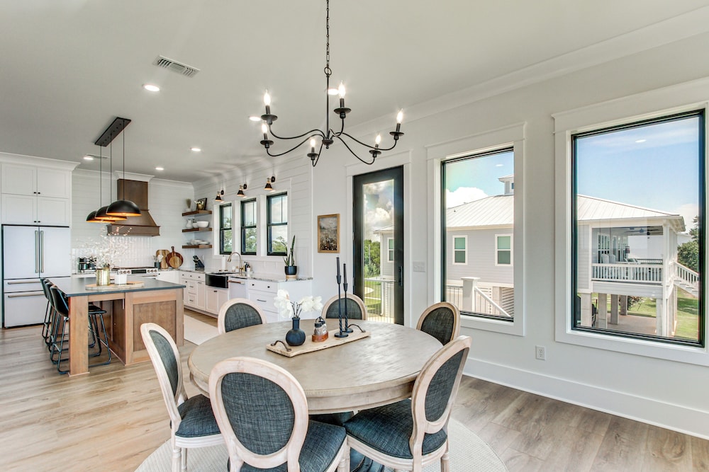Luxury Beachfront Living! Epic Ocean Springs Home