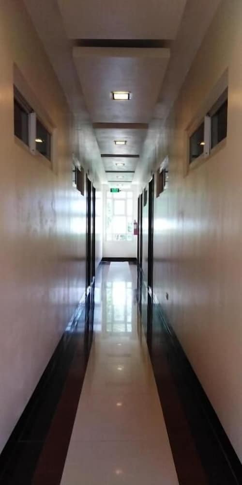 Citrine Tourist Travel Lodge