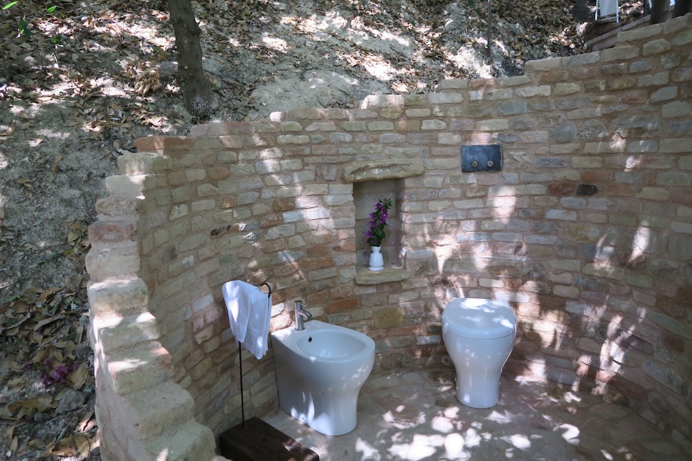 Castello di Granarola Relais – Adults Friendly