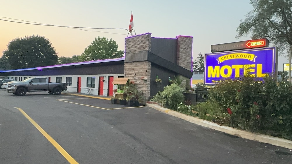 crestwoodmotel