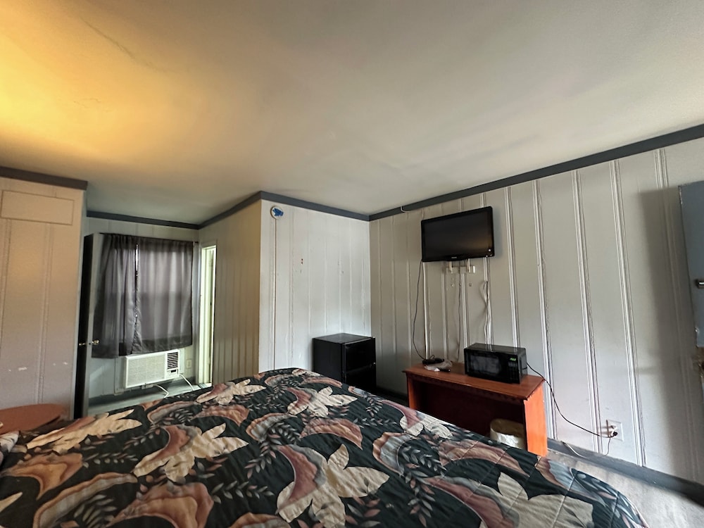 Colony Inn By OYO Columbus US-280