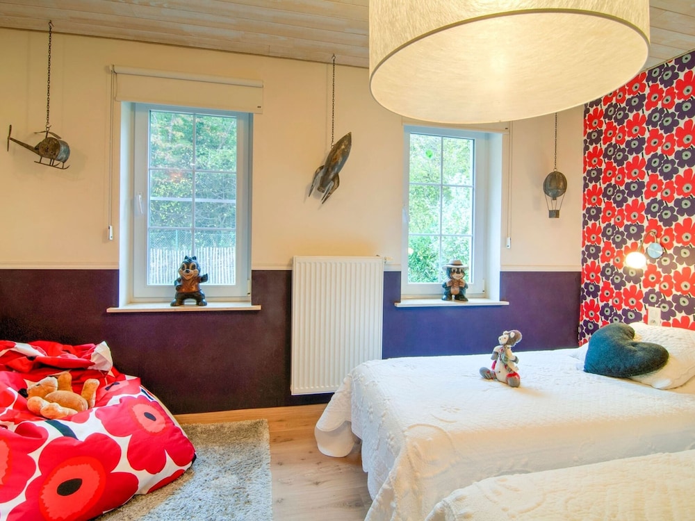 Great Holiday Home in Bastogne With Sauna