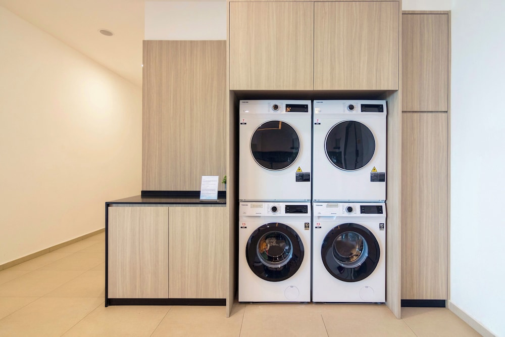 MARC Co - Living