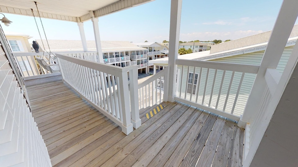 South Beach Ocean E by Tybee Vacation Rentals