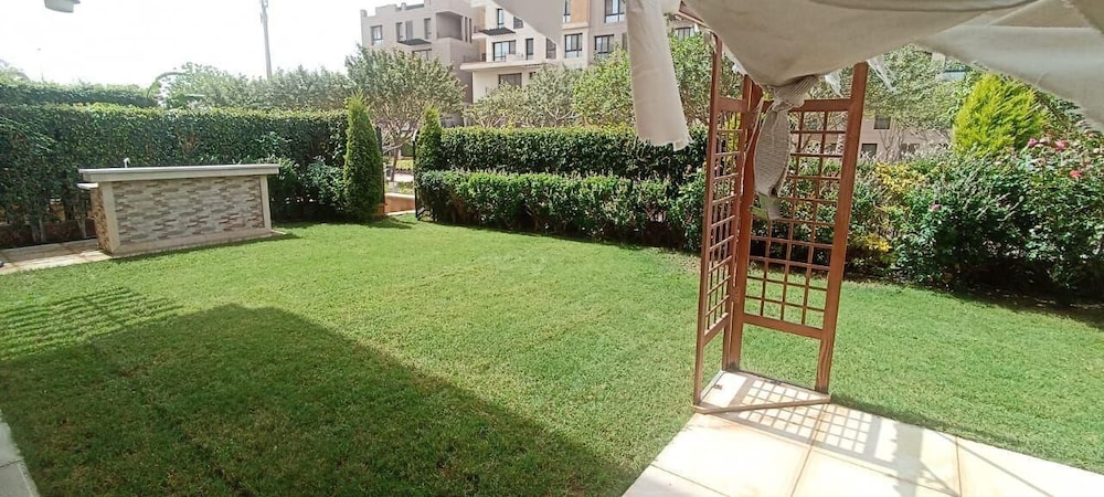 3BR Duplex with garden in new cairo