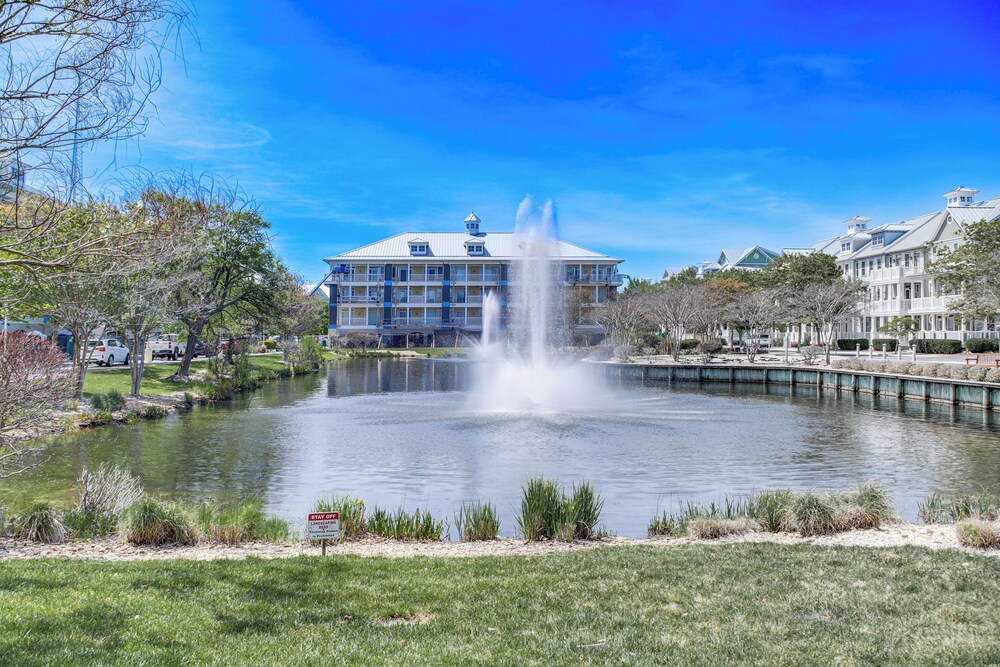 Ocean City Condo w/ Pool & Private Beach Access