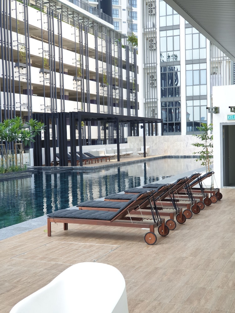 Vivo Suites by Subhome