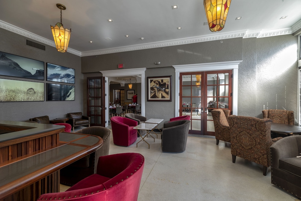 Lawrence Vacations - The Eldridge Hotel - Property Image 11