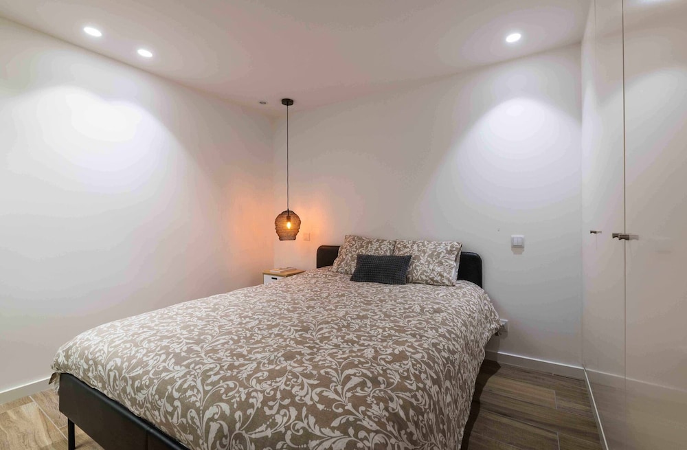 Downtown Albufeira 3-bedroom Luxury Apartment