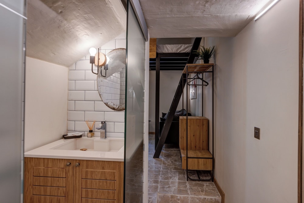 Luxury&Designer 2BR Apartment