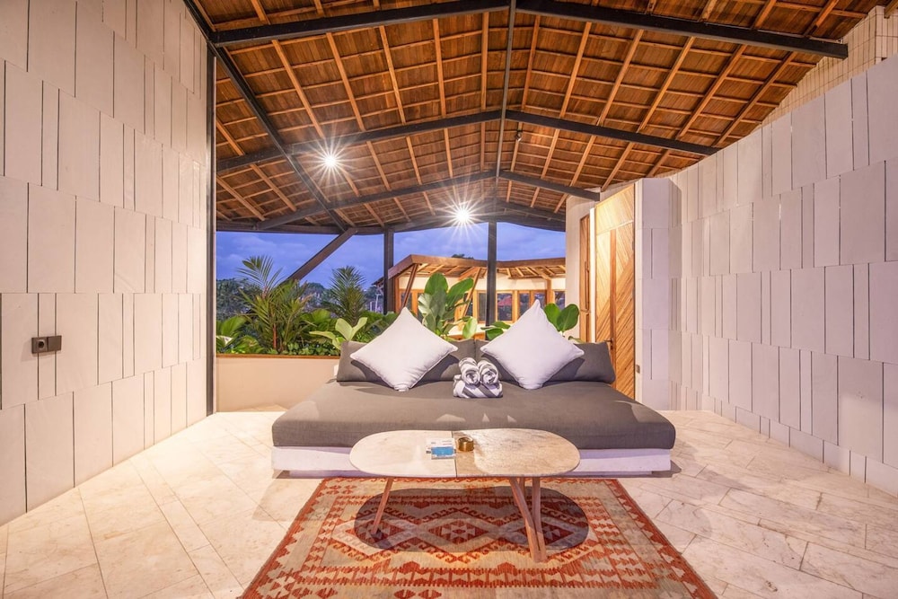 Penthouse 2 Gorgeous 2-br Penthouse Vi Gorgeous 2-br Penthouse With Views Beach 800m