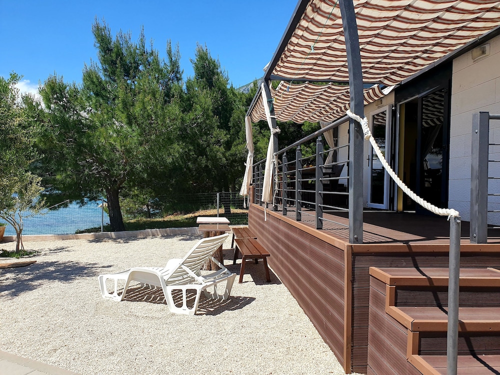 Camp Milo moje view 5