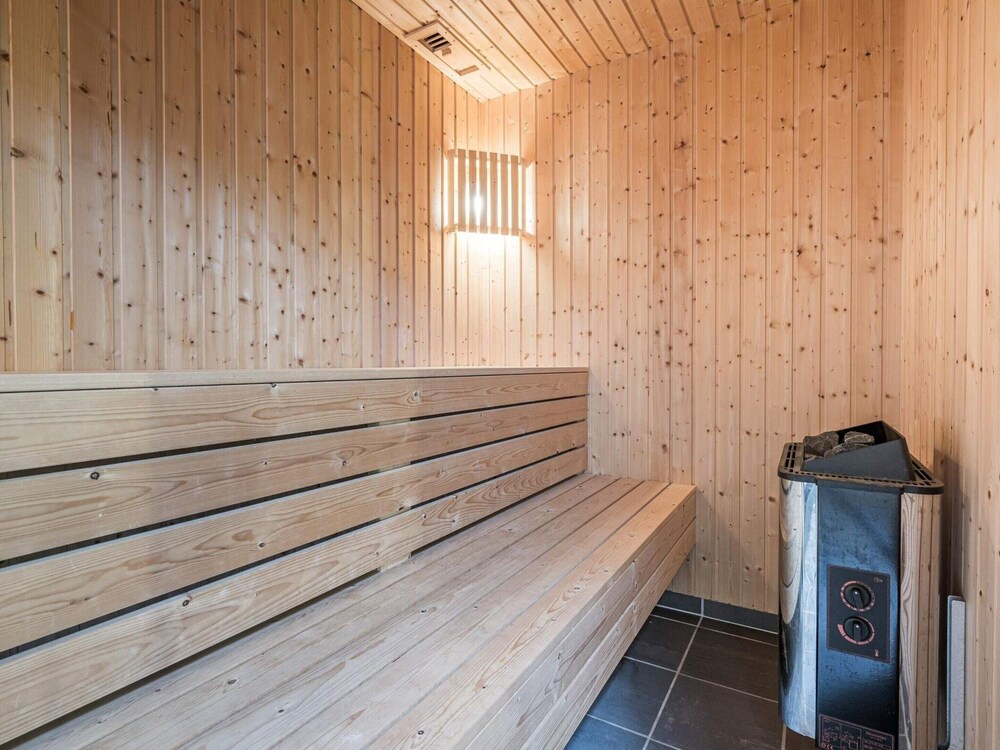 6 Person Holiday Home in Henne view 3