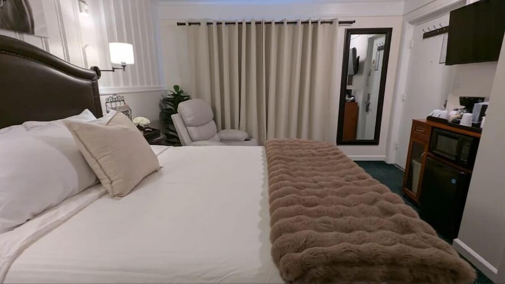 Amherst Inn